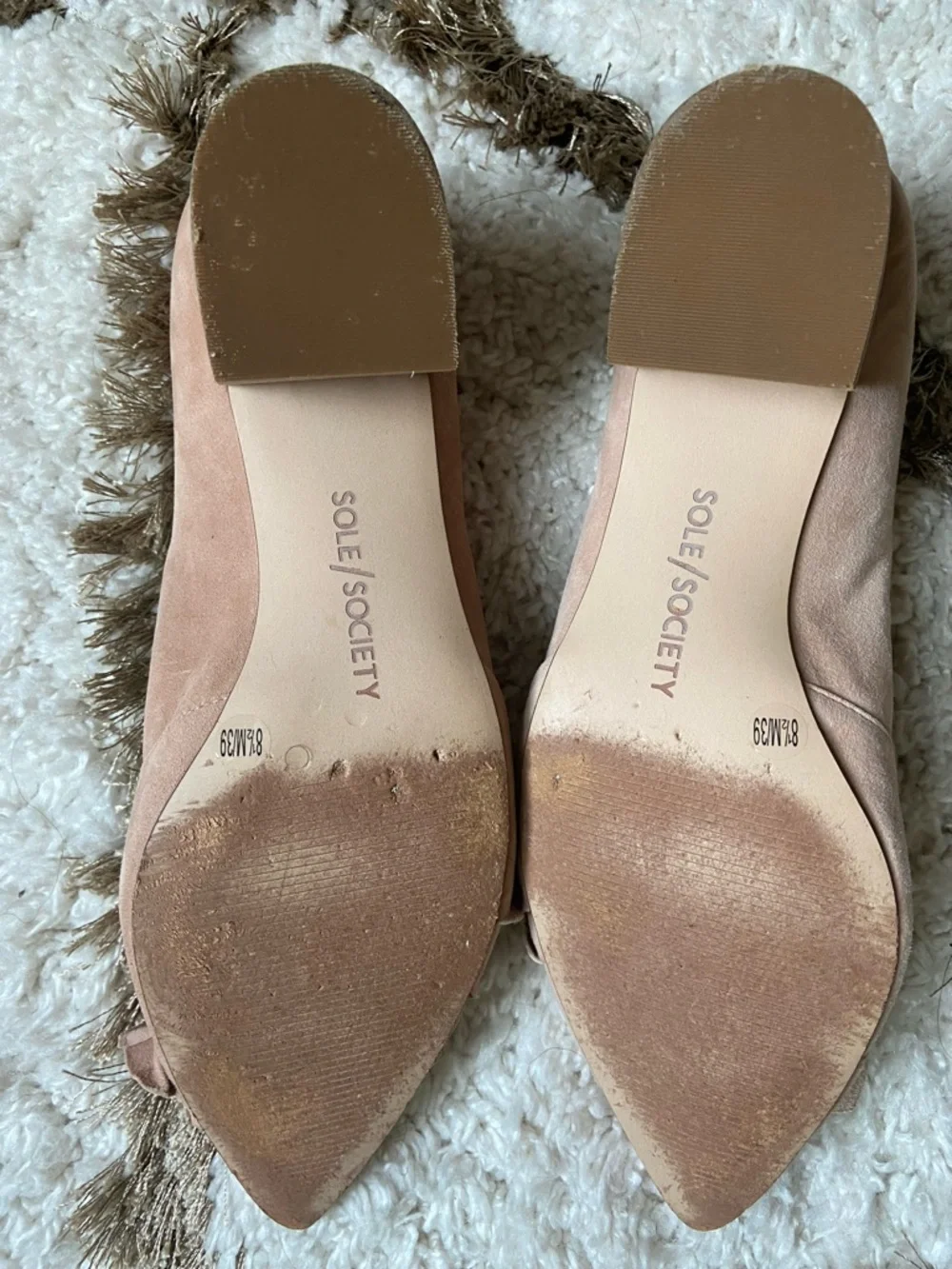 Sole Society Blush Pastel Pink Ruffle Suede Pointed Toe Flats Size 8.5 Medium - Picture 4 of 5